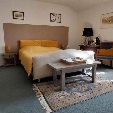 Bed and Breakfast La Fischaumiere Soleilhas Екстер'єр фото