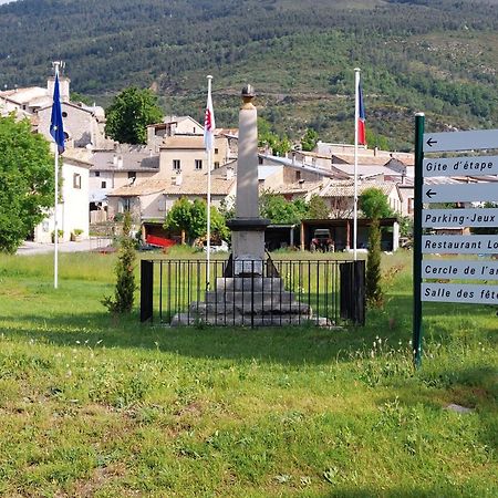 Bed and Breakfast La Fischaumiere Soleilhas Екстер'єр фото