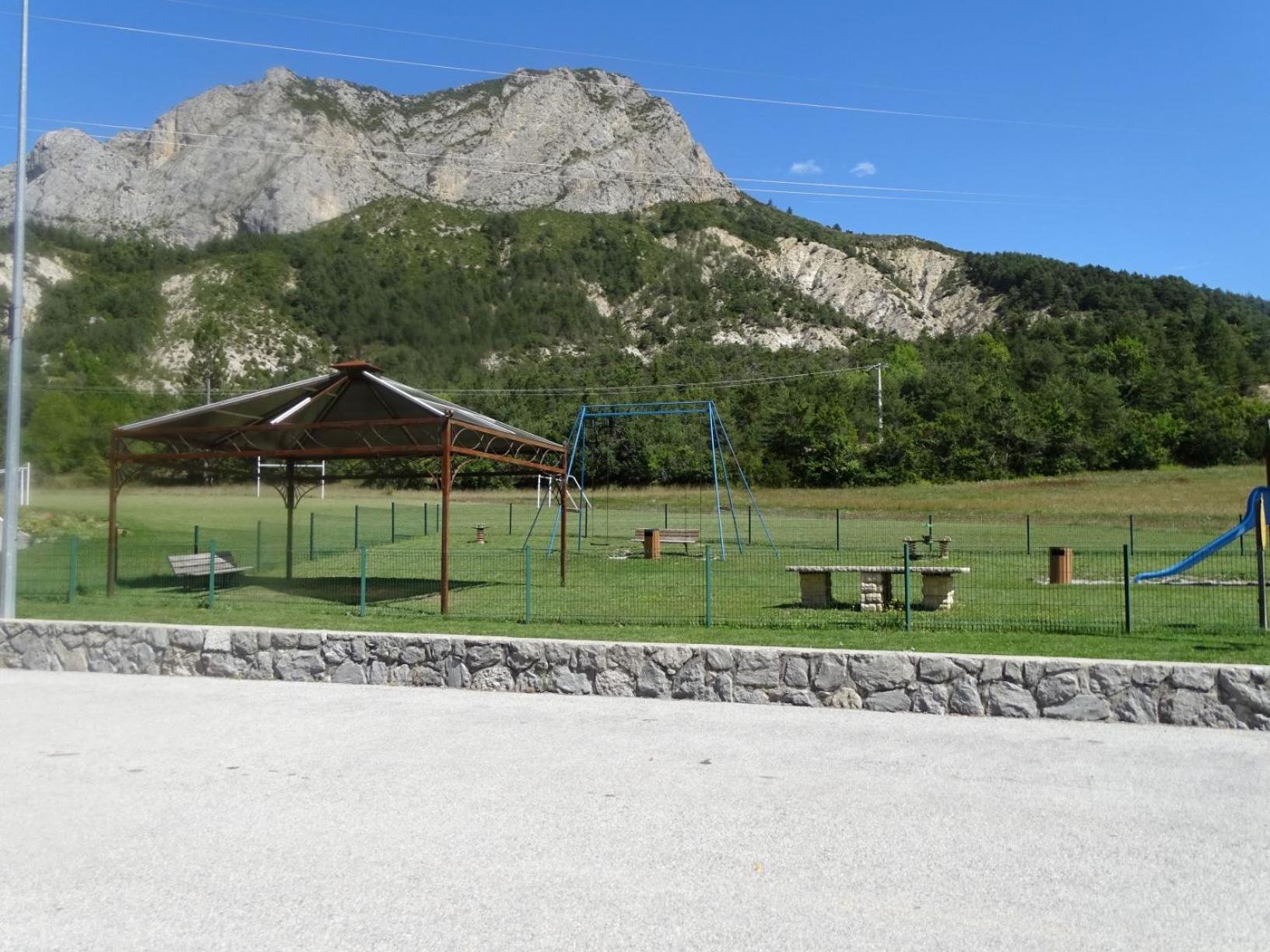 Bed and Breakfast La Fischaumiere Soleilhas Екстер'єр фото